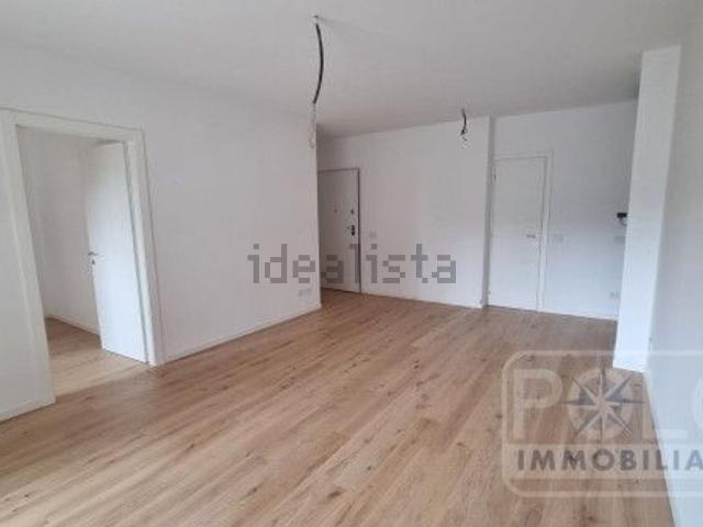 Appartamento in vendita a Sud-Est, Brenzone