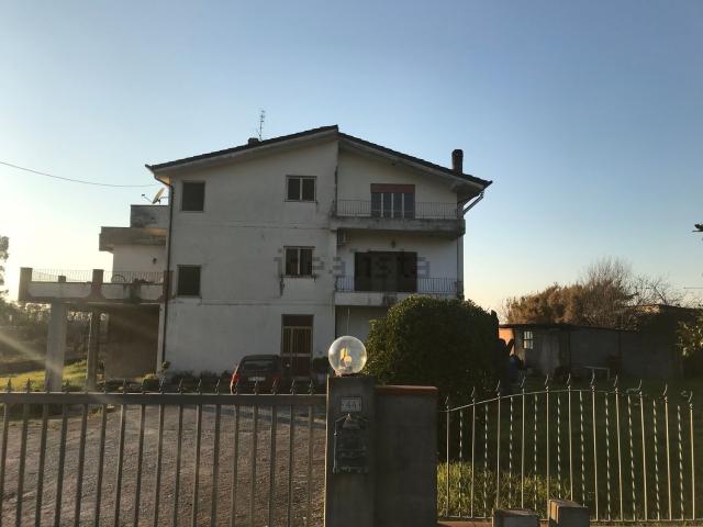 Attico in vendita a Cisterna Di Latina, Lazio