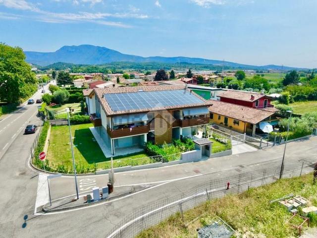 Appartamento in vendita a Albarè, Costermano sul Garda
