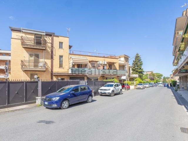Appartamento in vendita a Paterno, Roma Capitale