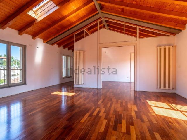 Attico in vendita a Cascinapiano, Langhirano