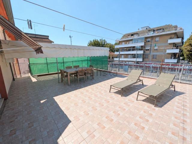 Attico in vendita a Miramare, Rimini