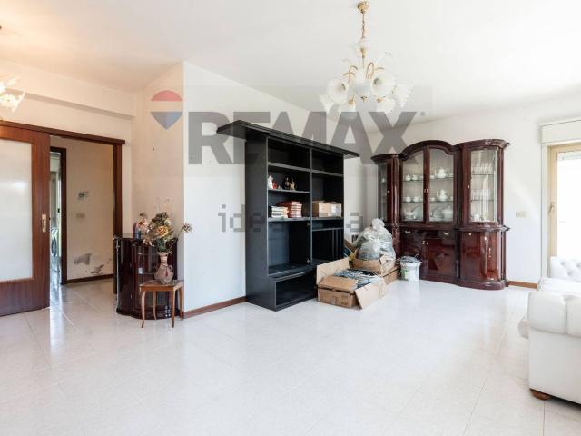 Appartamento in vendita a Gravina Di Catania, Sicilia