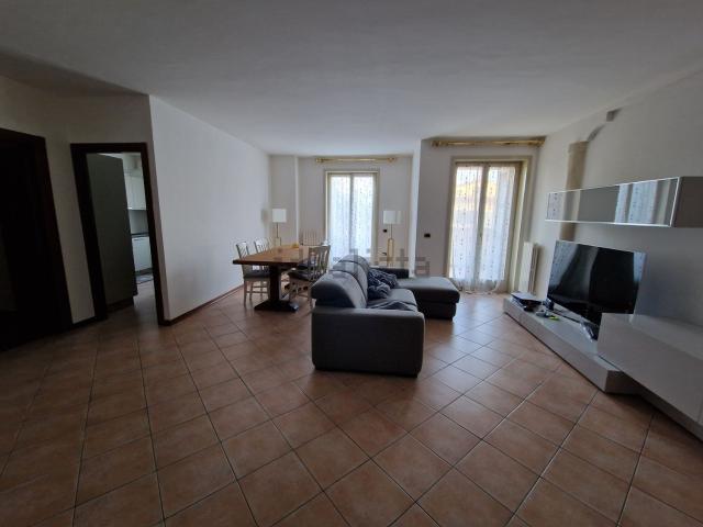 Appartamento in vendita a Viadana, Lombardia