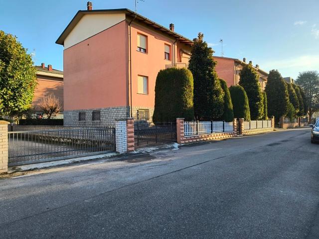 Appartamento in vendita a Unione dei comuni del Sorbara, Ravarino