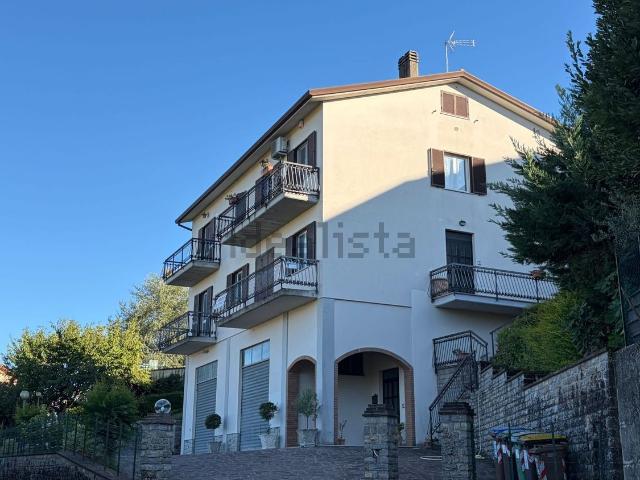 Appartamento in vendita a San Venanzo, Terni