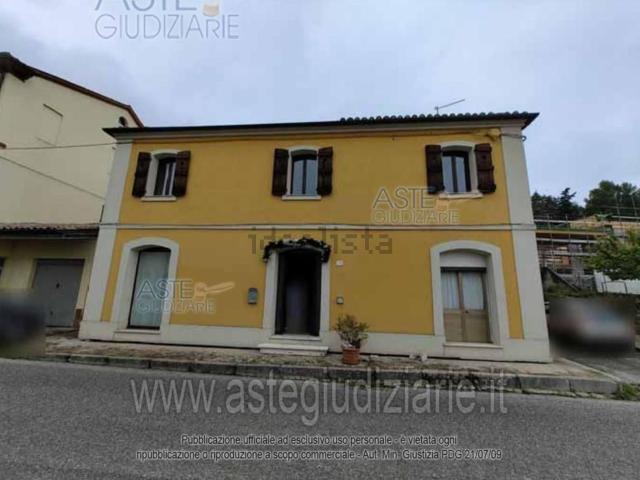 Appartamento in vendita a Arcevia, Ancona