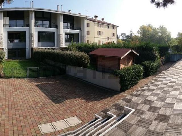 Appartamento in vendita a Aurisina Cave / Nabrežina Kamnolomi, Aurisina