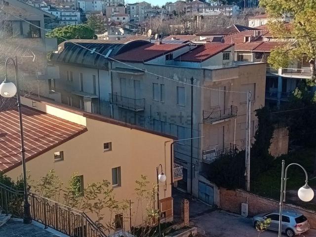 Appartamento in vendita a Loreto Aprutino, Abruzzo