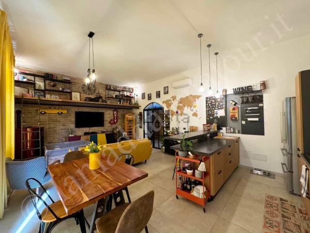 Appartamento in vendita a La Maddalena