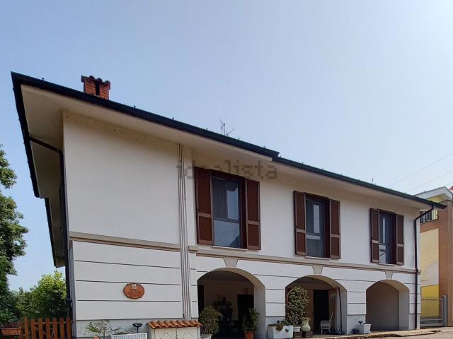 Appartamento in vendita a Agrate Brianza, Lombardia