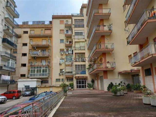 Appartamento in vendita a Bagheria, Sicilia