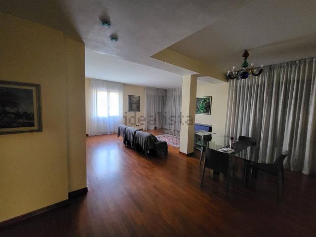 Appartamento in vendita a Rovigo, Veneto
