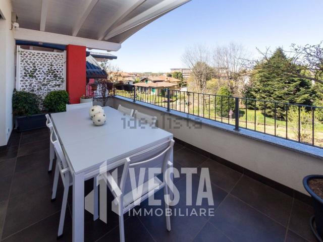 Appartamento in vendita a Lomagna, Lombardia