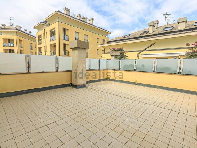 Appartamento in vendita a Sestri Ponente, Genova