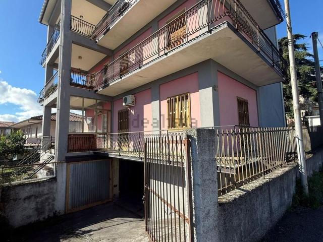 Appartamento in vendita a Zafferana Etnea, Sicilia