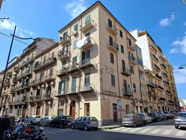 Appartamento in vendita a VIII Circoscrizione, Palermo