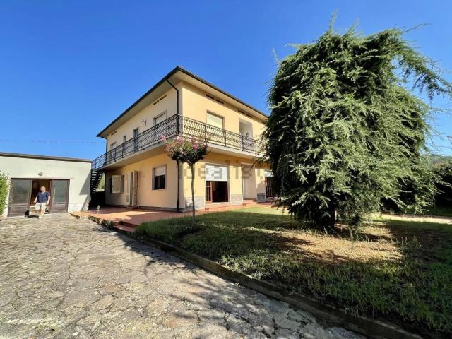 Appartamento in vendita a Rughi, Capannori