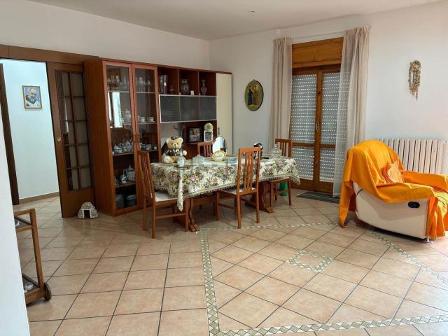 Appartamento in vendita a Calabria, Cosenza