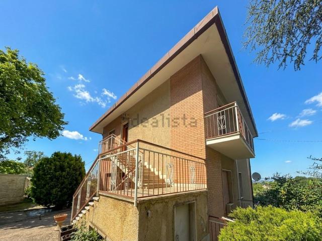 Appartamento in vendita a Santa Croce, Marche