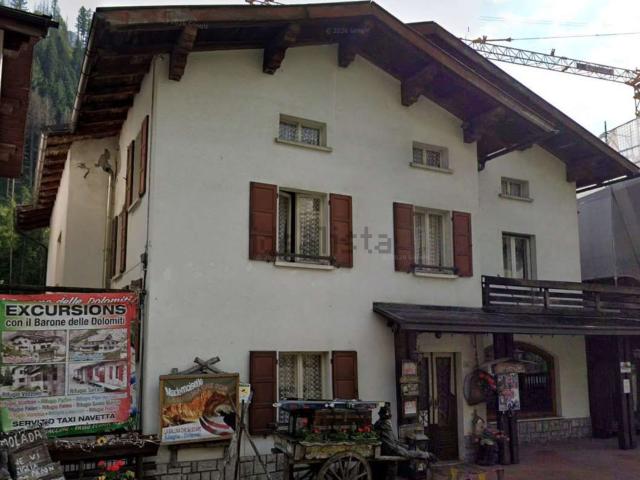 Appartamento in vendita a Alleghe, Veneto