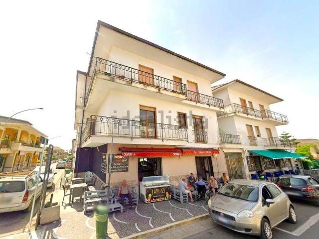 Appartamento in vendita a Falciano Del Massico, Campania