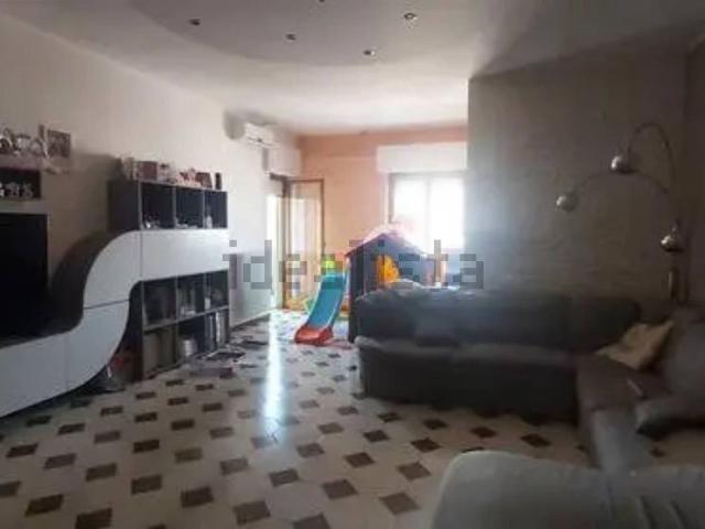 Appartamento in vendita a Crispiano, Taranto