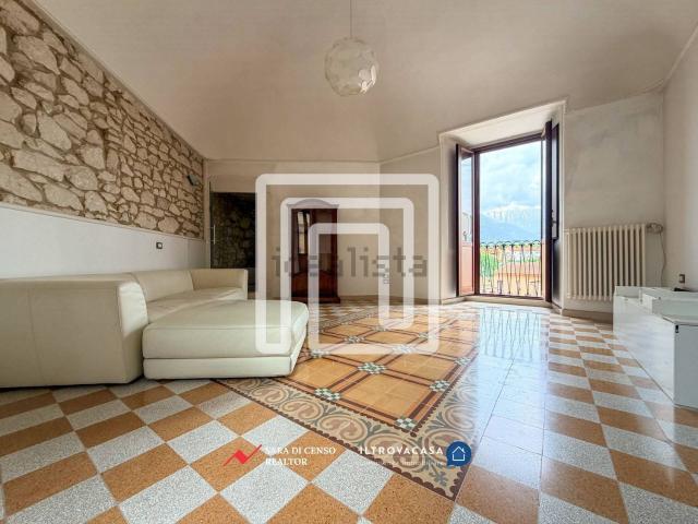 Appartamento in vendita a Sulmona, Abruzzo