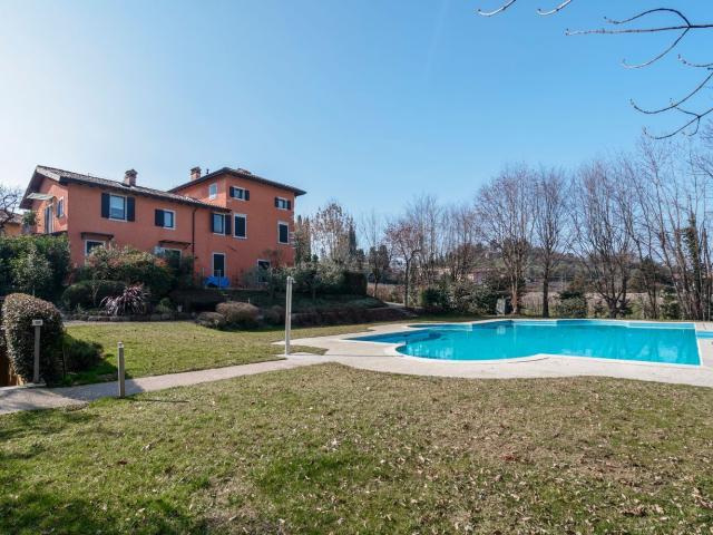 Appartamento in vendita a Costermano, Veneto