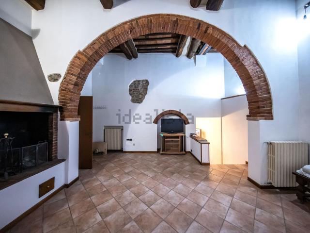 Appartamento in vendita a Collecchio, Uzzano E Castello