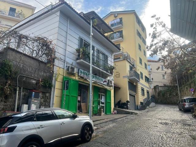 Appartamento in vendita a Fratte, Castellammare Di Stabia