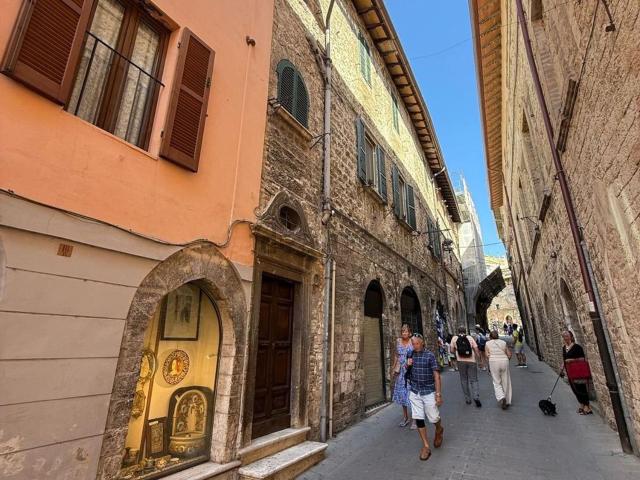 Appartamento in vendita a Assisi, Umbria