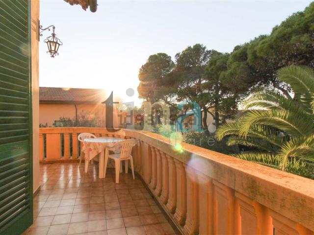 Appartamento in vendita a Quercianella, Livorno