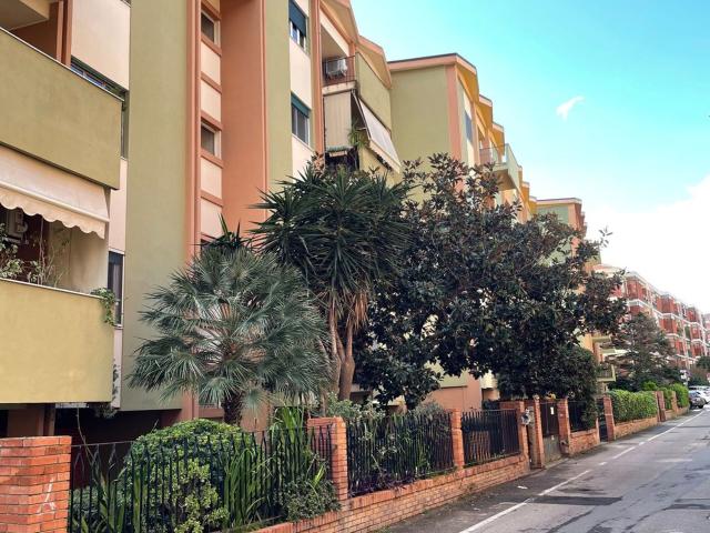 Appartamento in vendita a Genneruxi, Cagliari