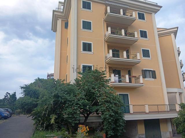 Appartamento in vendita a Loreto, Acireale
