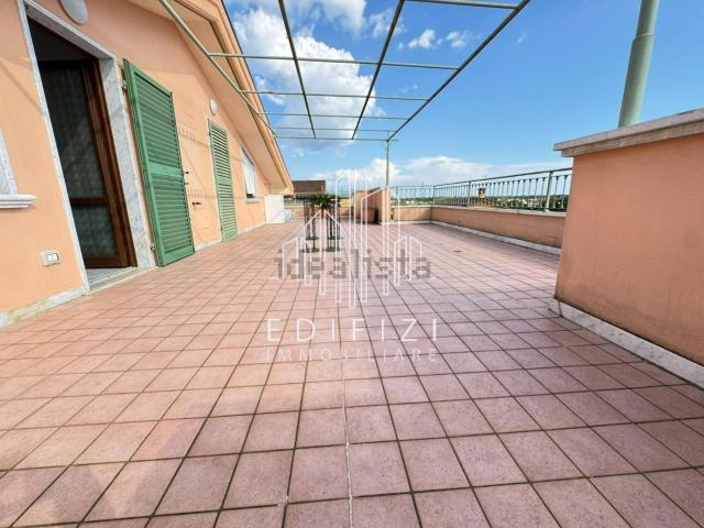 Appartamento in vendita a Quercioli, Marina Di Massa
