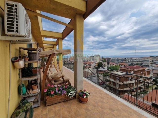 Appartamento in vendita a Picanello-Ognina-Barriera-Canalicchio, Catania