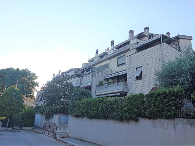 Appartamento in vendita a Borgo Rivo, Terni
