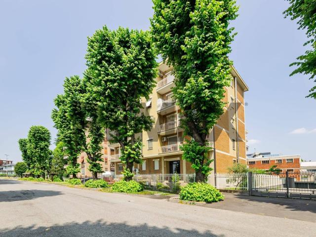 Appartamento in vendita a Veduggio Con Colzano, Lombardia