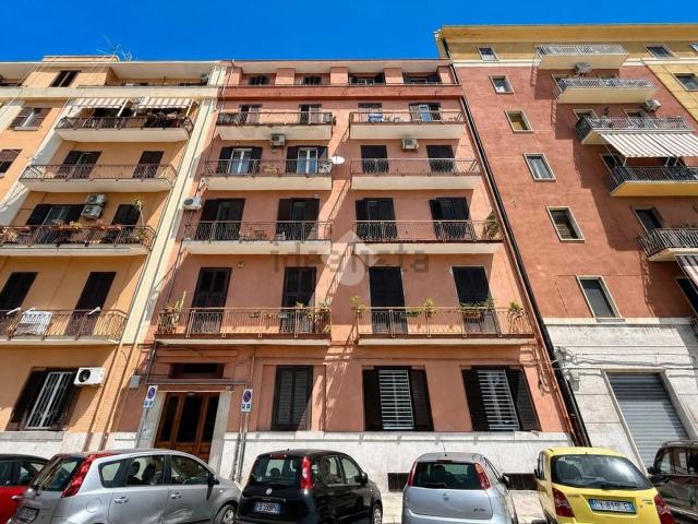Appartamento in vendita a Municipio 1, Puglia