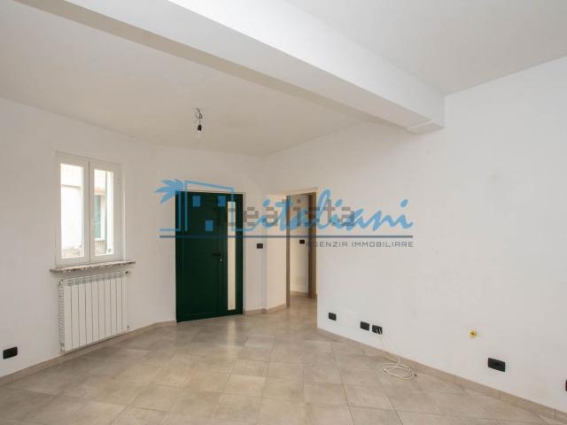 Appartamento in vendita a Casanova, Varazze