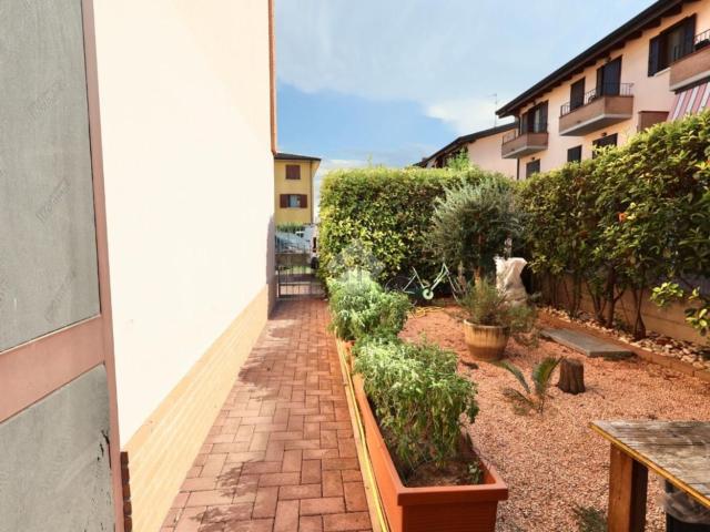 Appartamento in vendita a Massenzatico, Re