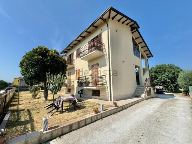 Appartamento in vendita a Assisi, Umbria