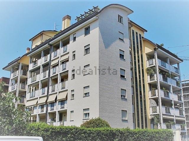 Appartamento in vendita a Municipio 8 di Milano, Milano