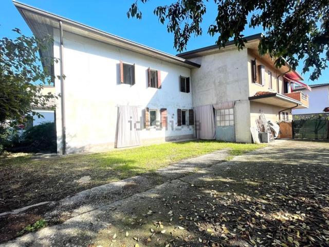 Appartamento in vendita a Tezze Sul Brenta, Veneto