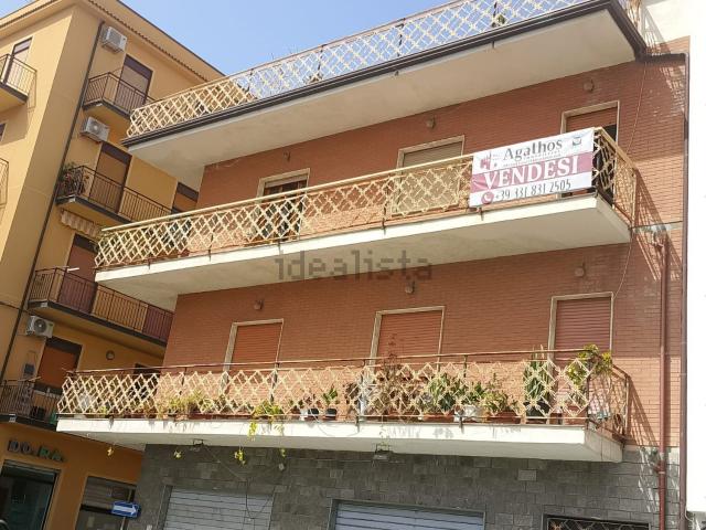Appartamento in vendita a Minà, Sant'agata Di Militello