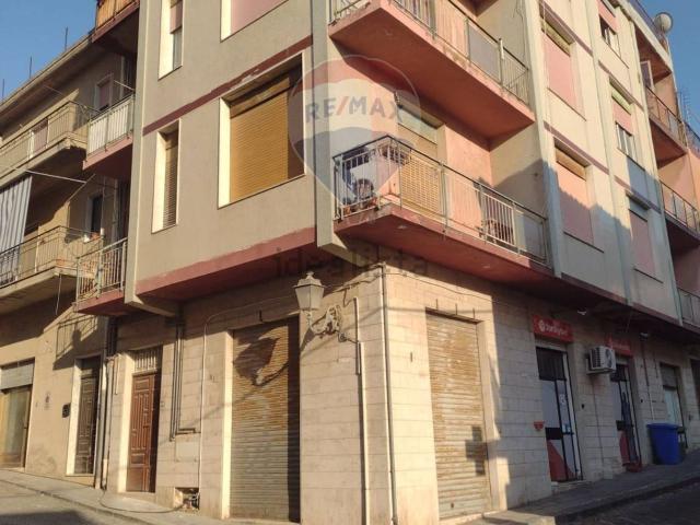 Appartamento in vendita a Mirabella Imbaccari, Sicilia