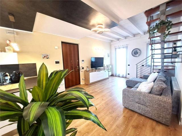 Appartamento in vendita a Castel D'azzano, Veneto