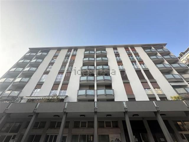 Appartamento in vendita a Lissone, Lombardia