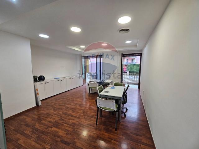 Appartamento in vendita a Salerno